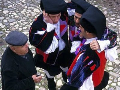 CANTO-A-TENORES-3_-Franco-Stefano-Ruiu-1000x800